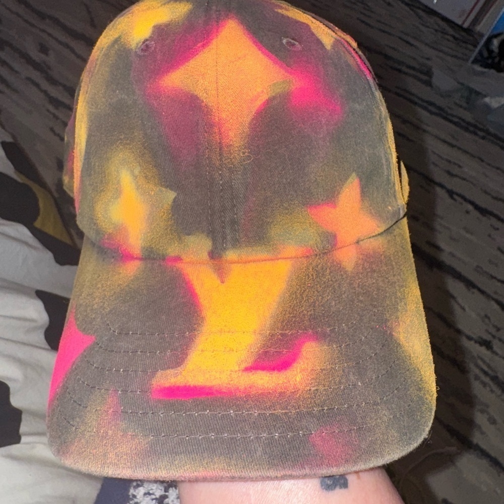 Custom Airbrushed LV dark denim women’s adjustable baseball hat beautiful peach - Picture 3 of 13
